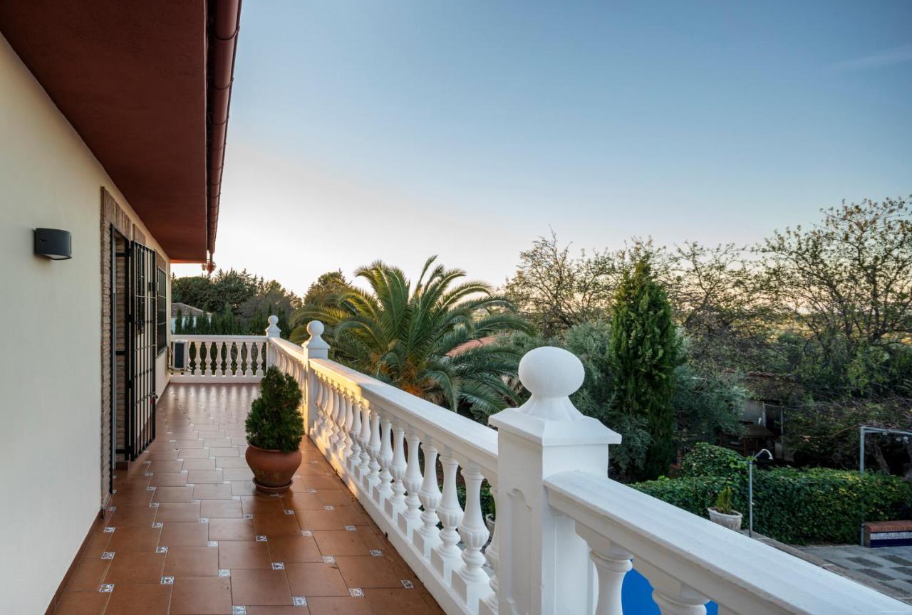 Vivienda Turistica Rural Mari Carmen Villa Baeza Bagian luar foto