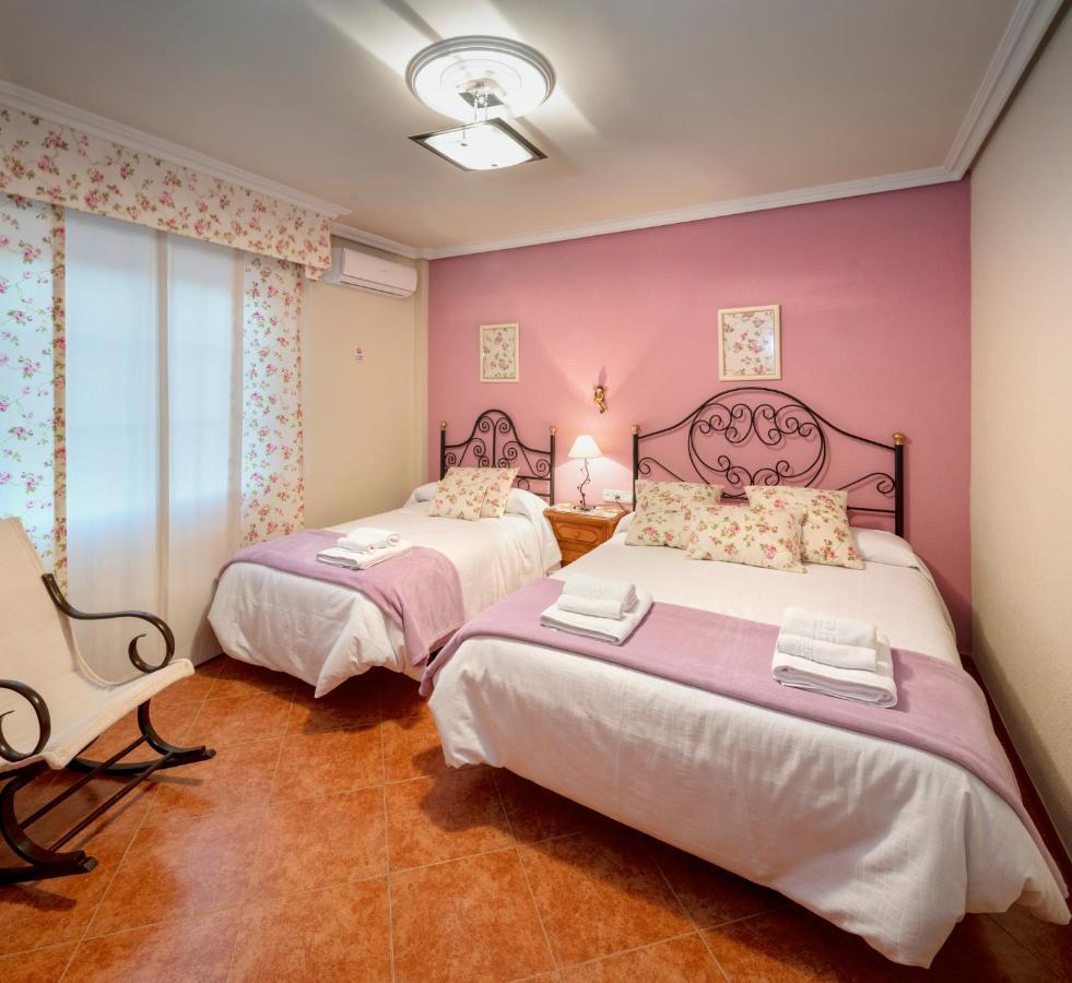 Vivienda Turistica Rural Mari Carmen Villa Baeza Bagian luar foto
