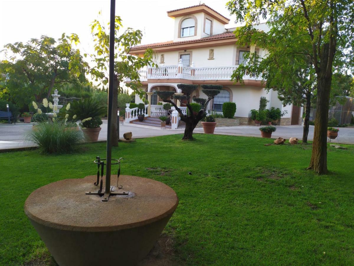 Vivienda Turistica Rural Mari Carmen Villa Baeza Bagian luar foto