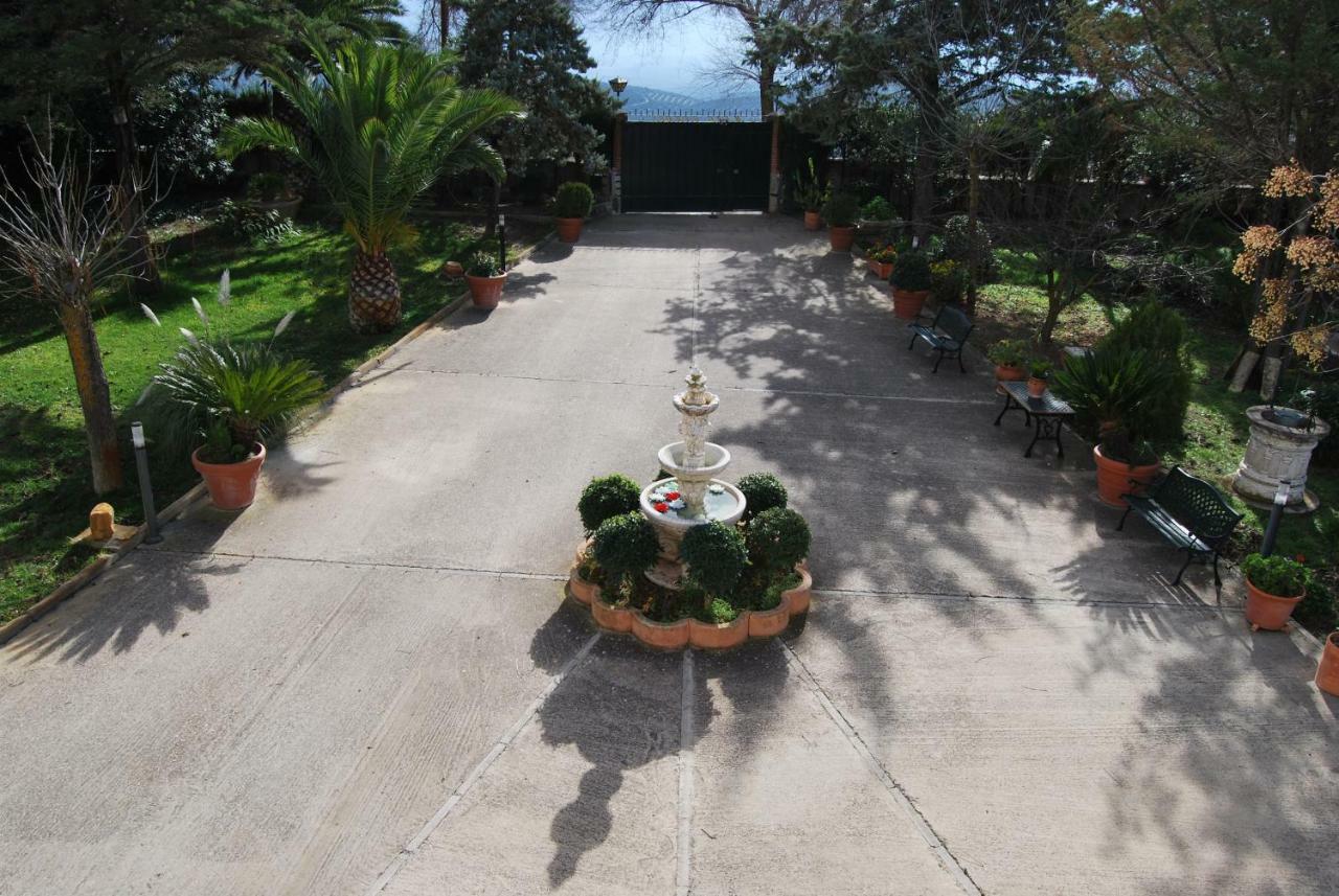Vivienda Turistica Rural Mari Carmen Villa Baeza Bagian luar foto