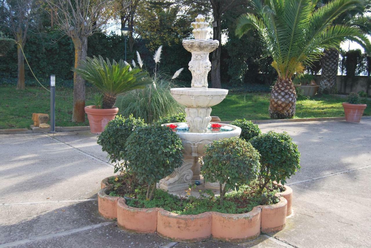 Vivienda Turistica Rural Mari Carmen Villa Baeza Bagian luar foto